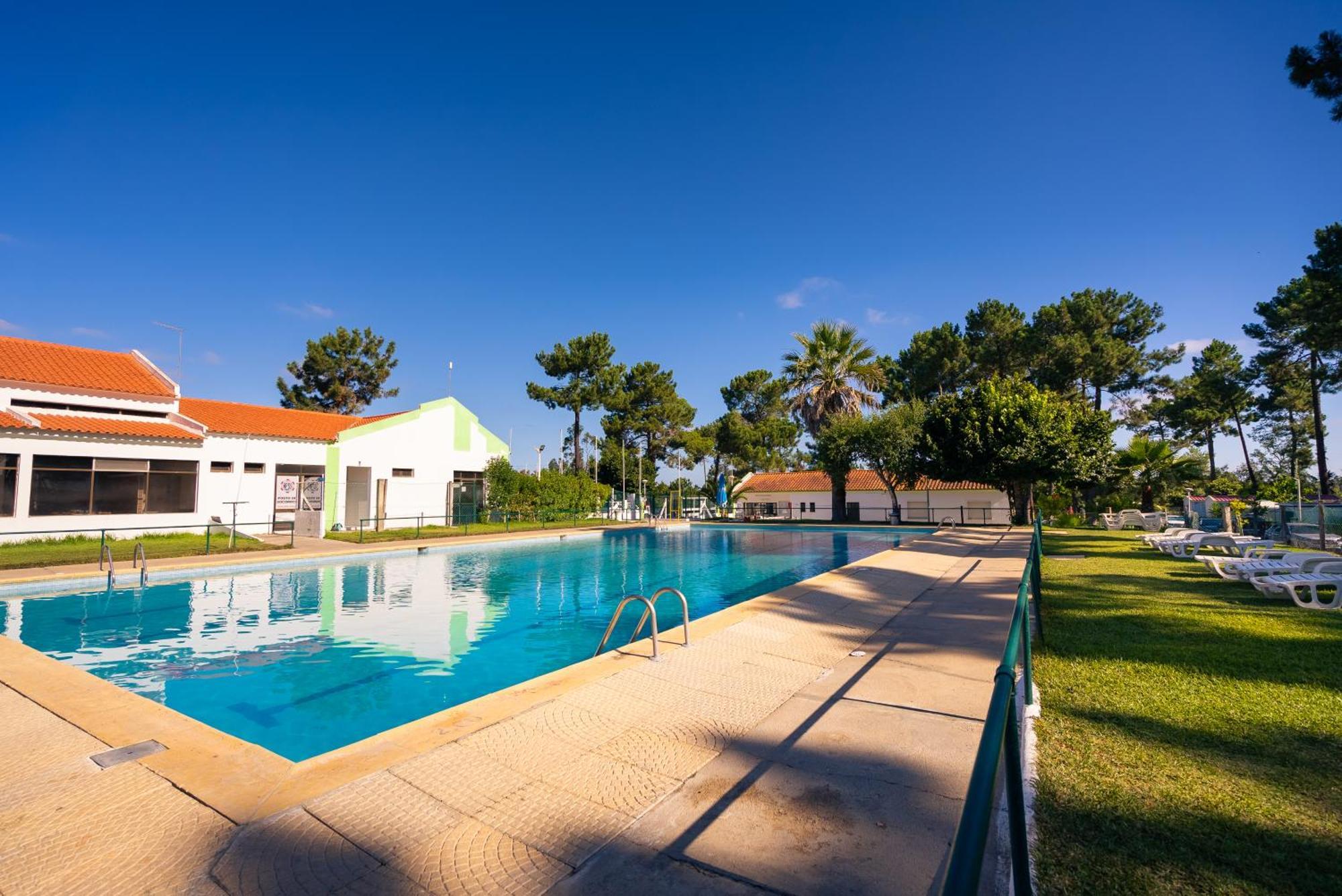 Kampaoh Sesimbra Hotel Exterior foto